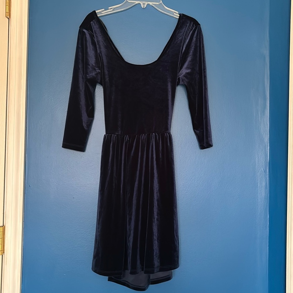 Forever 21 velour long sleeve skater dress size small